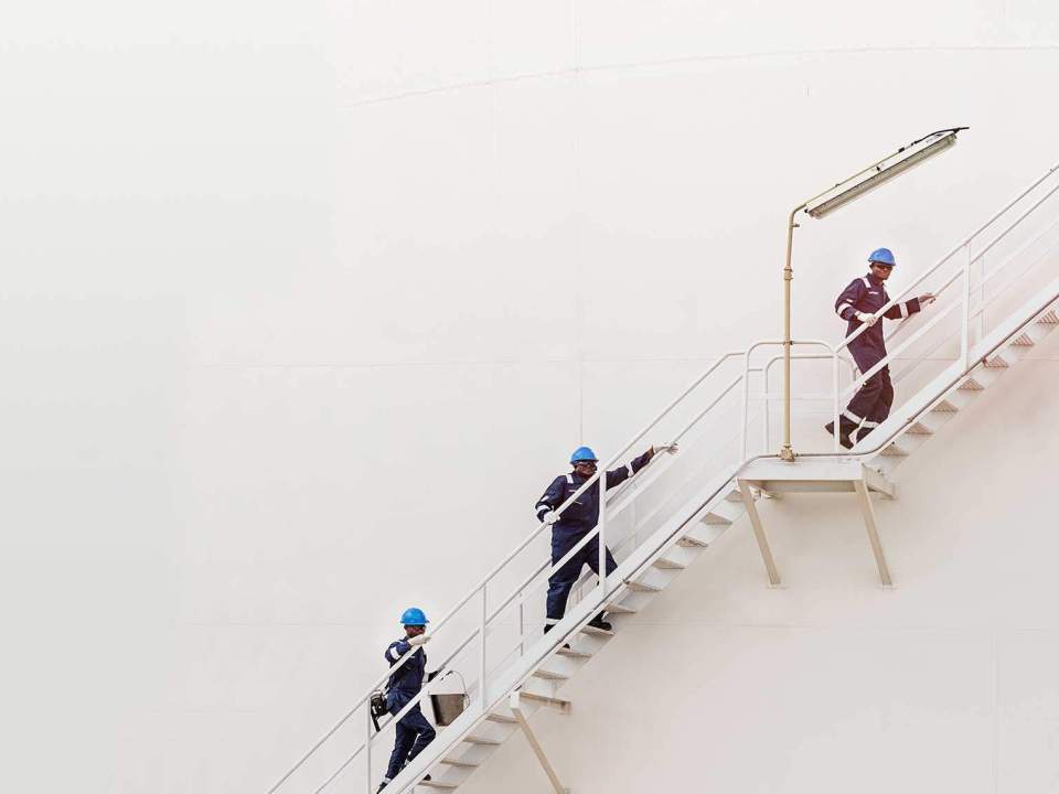We supply and store Angola’s good energy.